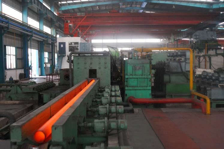 Cangzhou Baoyang Pipeline Equipment Co., Ltd. 製造者の生産ライン